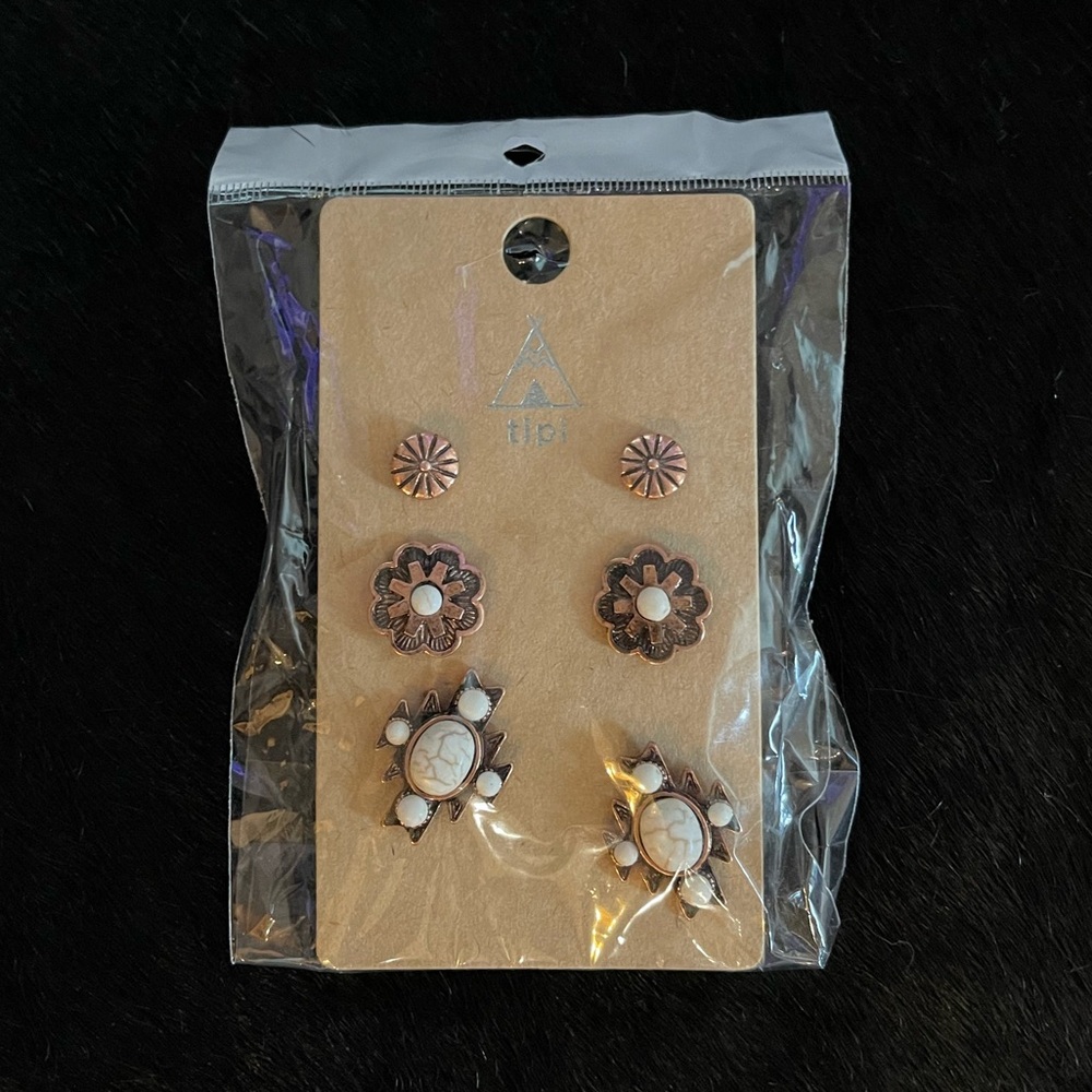 Tipi 3PC Set Stone Earrings